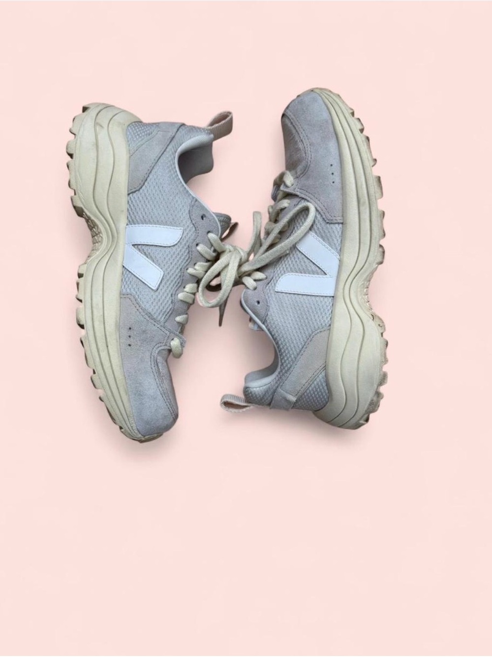 Veja Women's Light Gray Chunky Sneakers